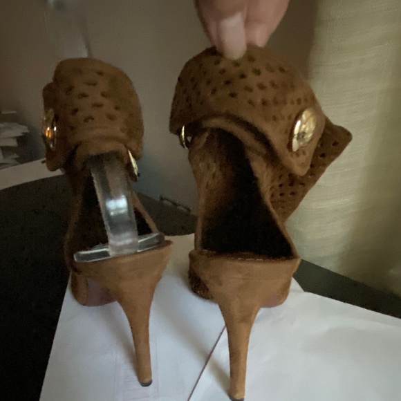 Louis Vuitton brown suede open toe perforated ankle stra boots heels booties 7.5 - Picture 4 of 10